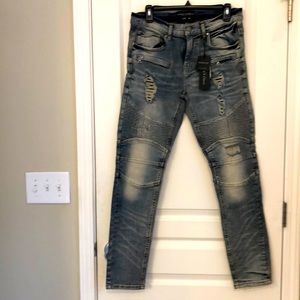😊 Men’s Acid washed frayed look denim jeans, size 32 waist new with tags😊NWT